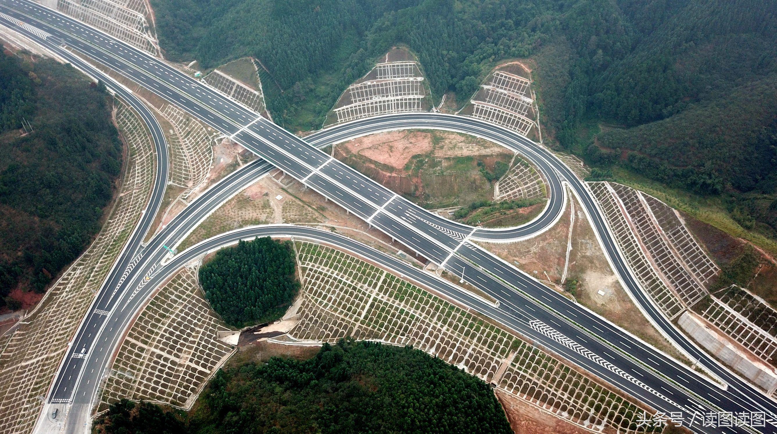 桂三高速最新图片，现代化交通建设的壮丽画卷展示